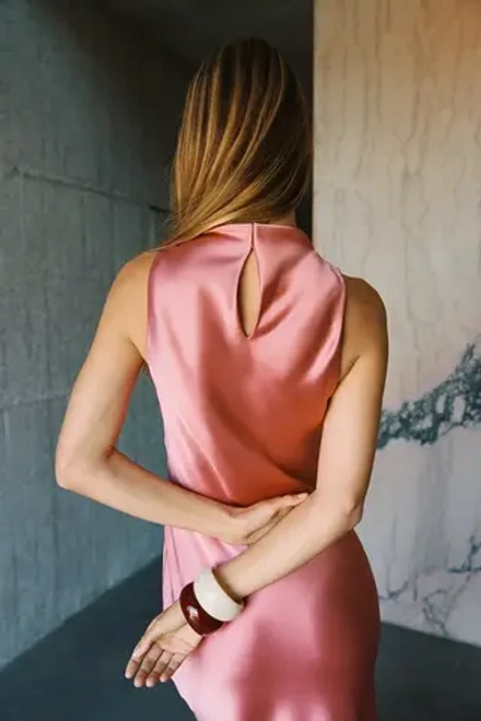 ZARA ПЛАТЬЕ МИДИ ИЗ САТИНА, ПЕРСИКОВЫЙ