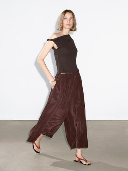 Massimo Dutti Юбка-шорты из струящейся высокотехнологичной ткани, гранатовый