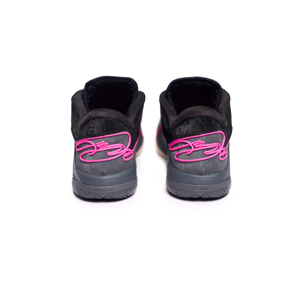 Nike LeBron 22 “Blacklight”