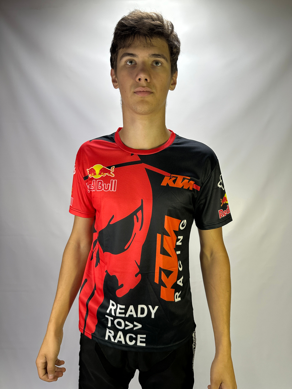 Футболка RedBull