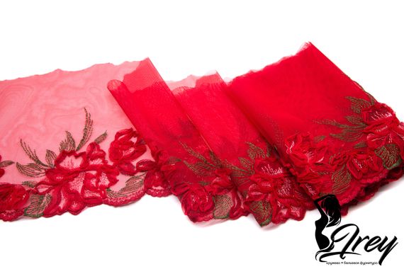 05-79 Вышивка на неэл. сетке 20 см, красный/зеленый (правая)