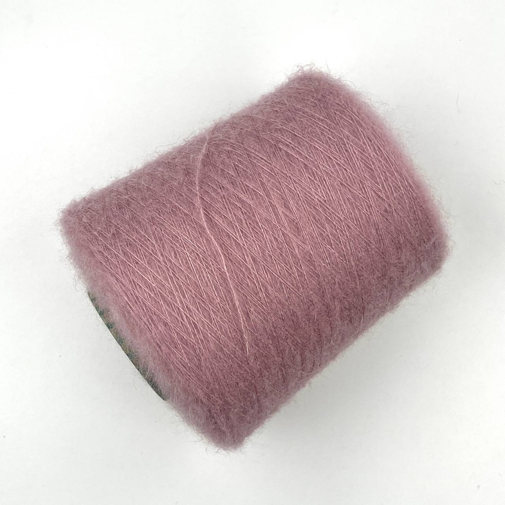 Кид-мохер 70%, шелк 18%, па 12%, 1000м/100г, нежная сирень