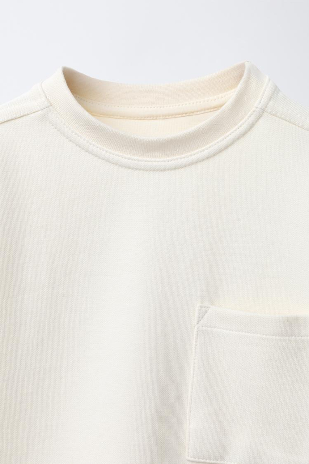 ZARA КОМПЛЕКТ ИЗ ФУТБОЛКИ И БРЮК, ЭКРЮ