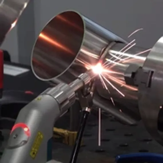 Система ручной лазерной сварки IPG LiteWELD XC 2000, кабель 10 м