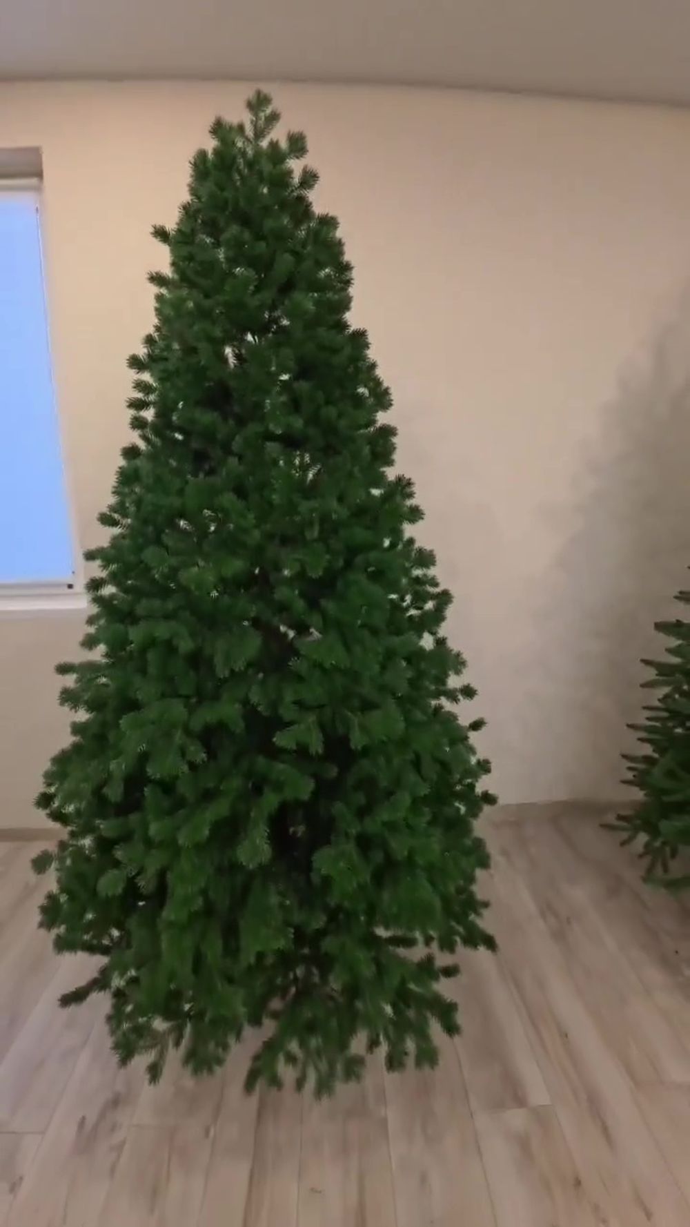 Ель искусственная «Делия» (Литая хвоя) 210 см / 2,1 м