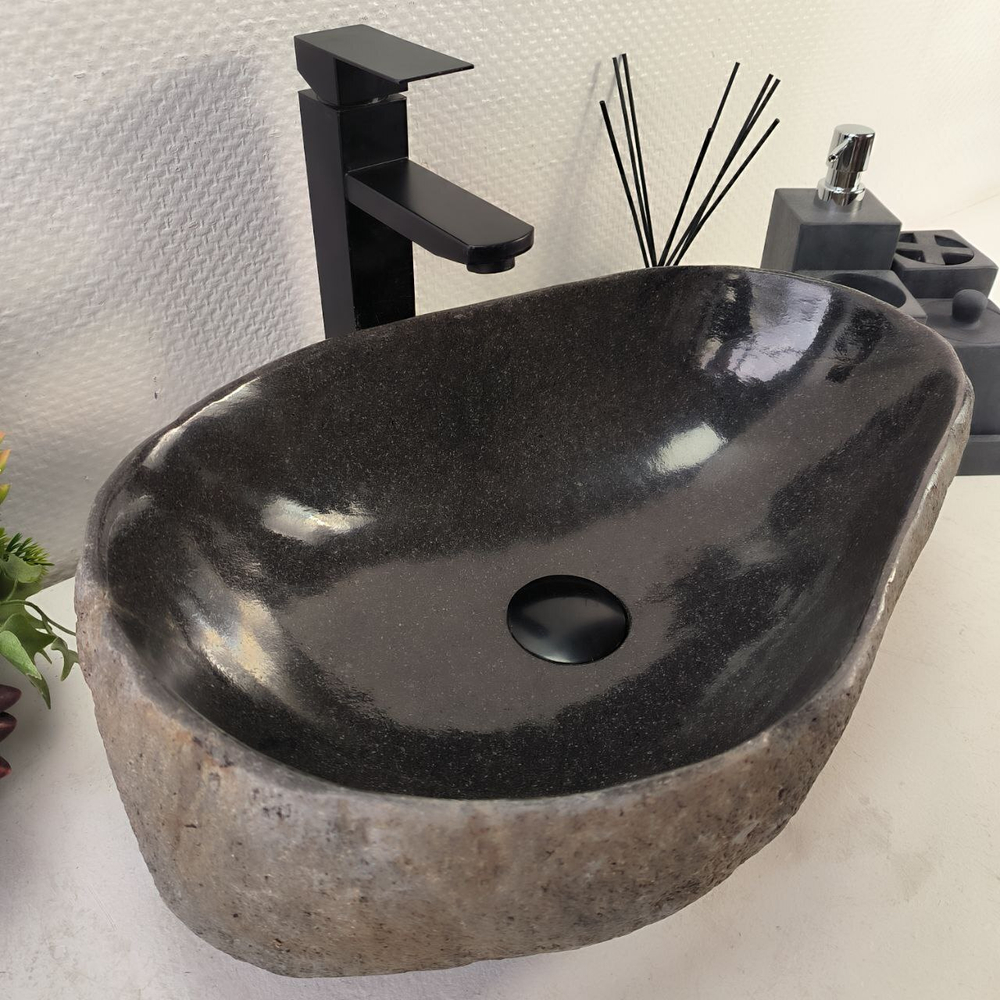Раковина из речного камня RS-65075 47*33*16 0861