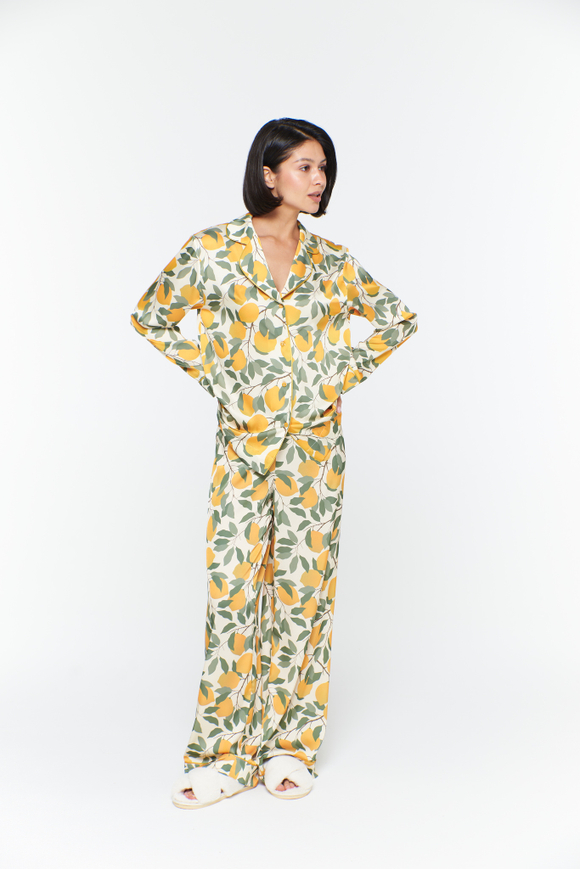 Шелковая блуза с кантом и лимонами