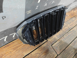 Решетка радиатора левая BMW X3 (G01), X4 (G02) 17-21 Б/У Оригинал 51137397465