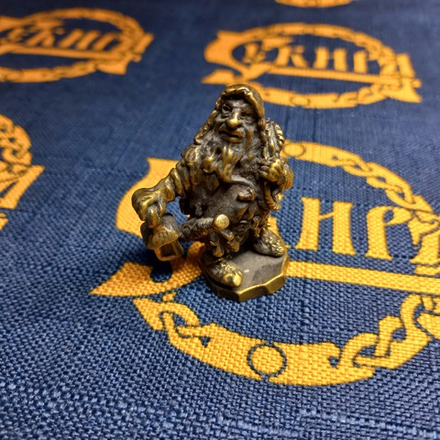 Статуэтка. Гном с киркой