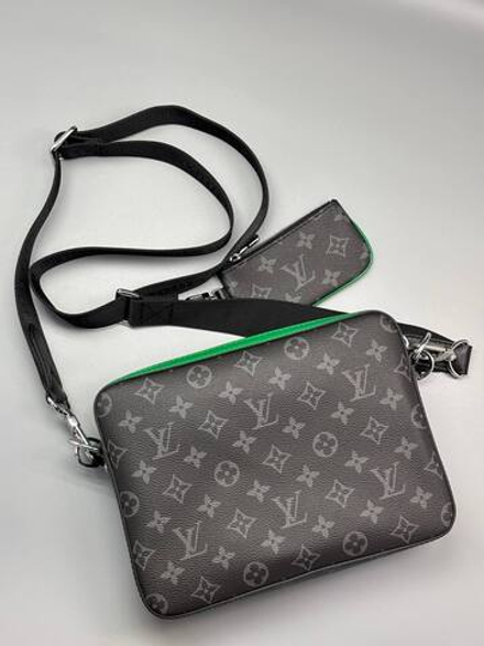 Сумка-мессенджер Louis Vuitton