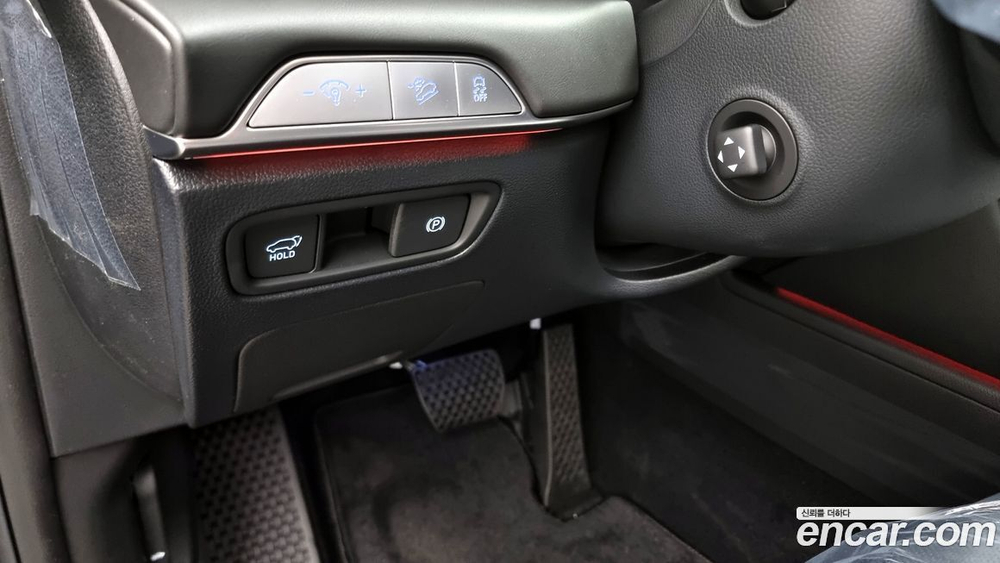 Genesis GV80 2.5T Бензин 2WD (06.2024)