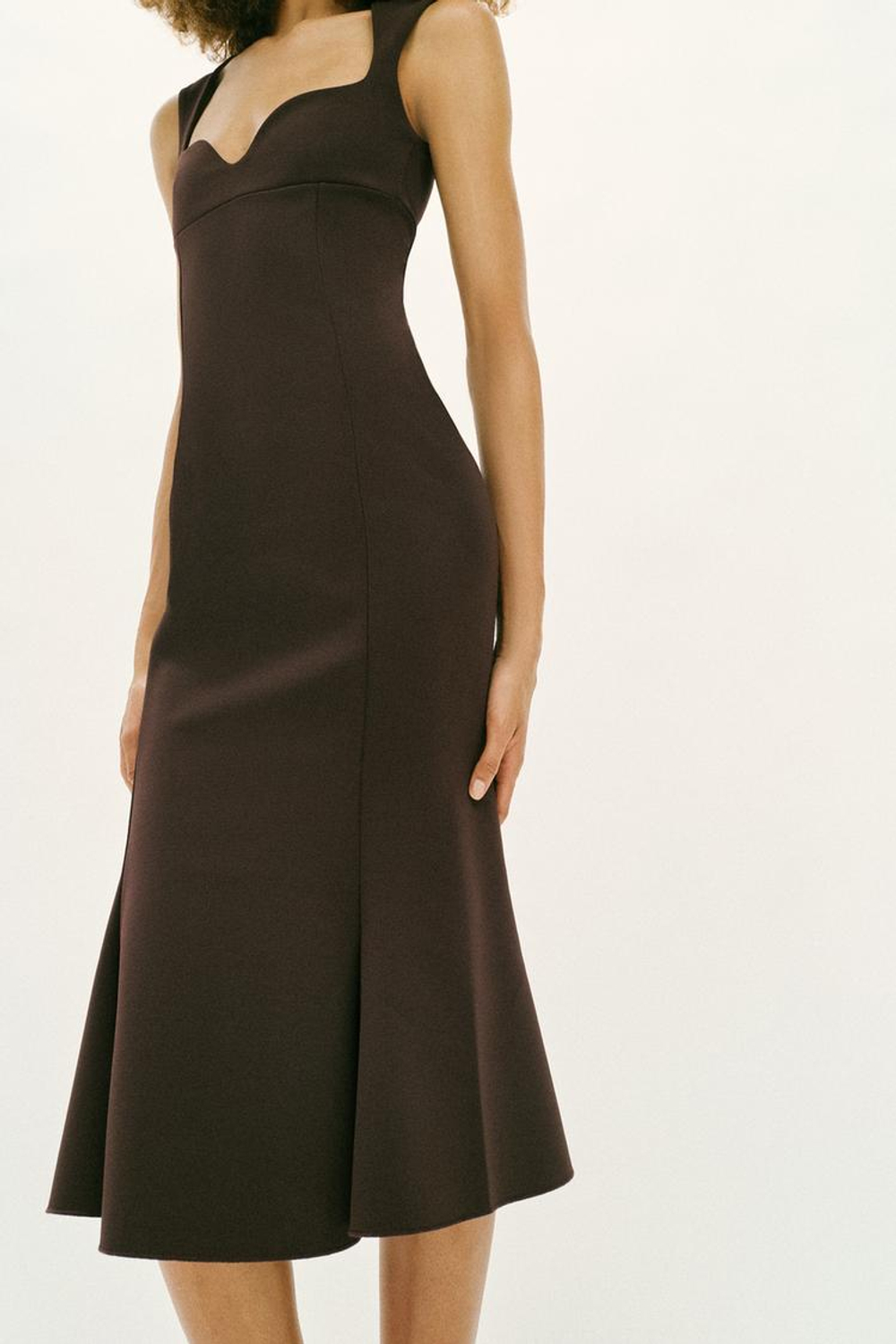 ZARA ПЛАТЬЕ С ВЫРЕЗОМ СЕРДЕЧКОМ, КОРИЧНЕВЫЙ