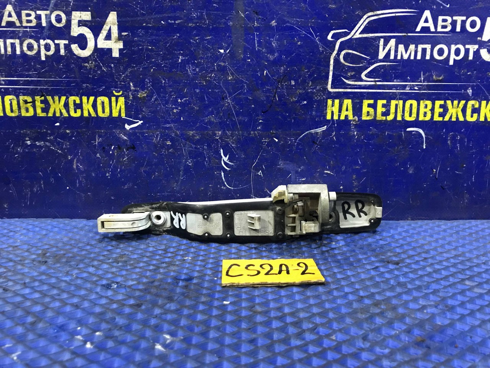 Ручка двери задней правой внешняя MITSUBISHI LANCER 2002