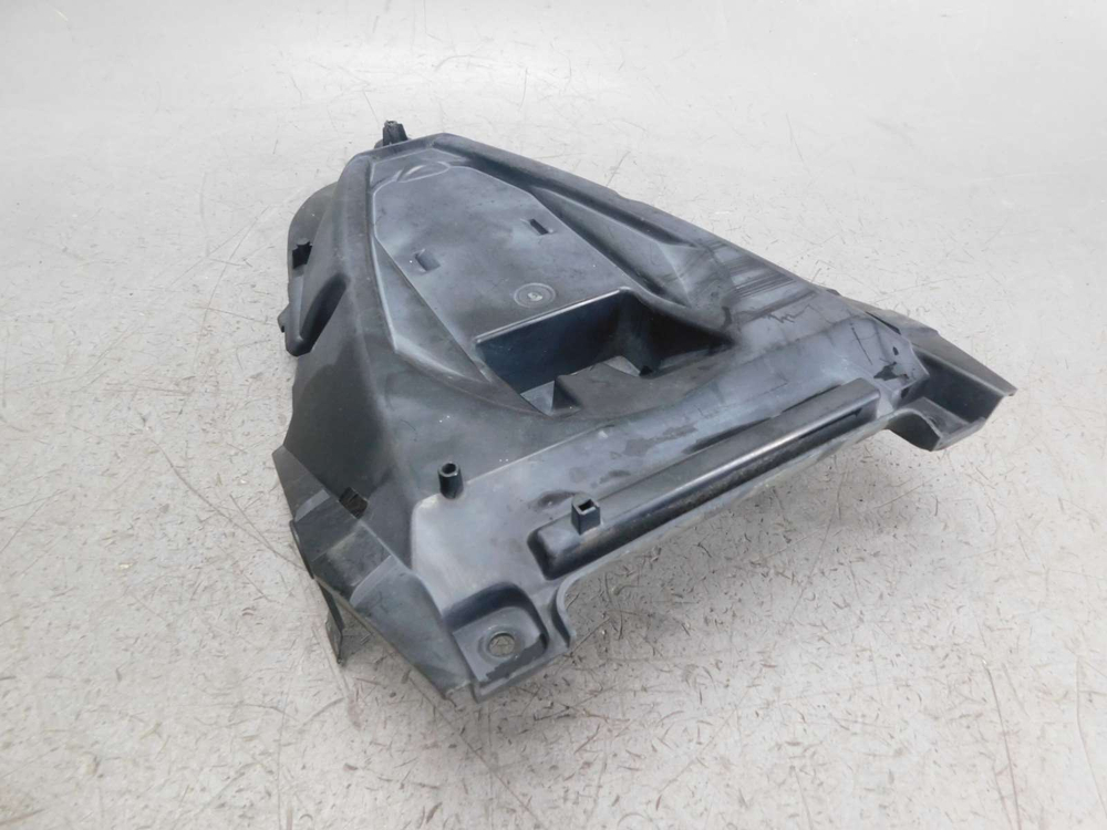 Подкрылок Suzuki Gladius SFV400 VK58A 63111-44H0