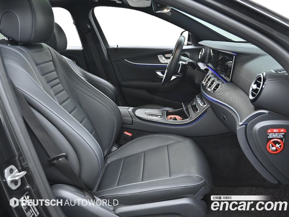 Mercedes-Benz E-Class W213 E220d 4MATIC AMG Line (12.2020)