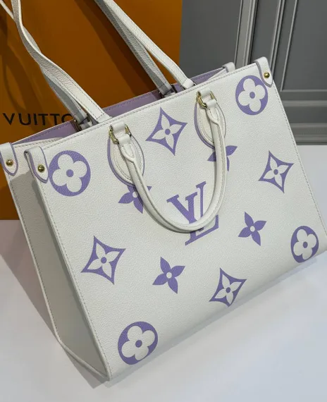 Сумка Louis Vuitton Onthego MM