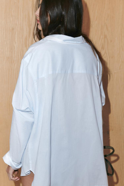 ZARA РУБАШКА ОВЕРСАЙЗ В ПОЛОСКУ С РУКАВОМ ЛЕТУЧАЯ МЫШЬ, СИНИЙ/БЕЛЫЙ