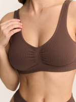 Бесшовный топ с V-образным вырезом