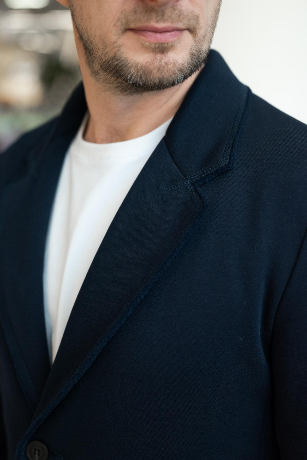 Мужской темно-синий трикотажный пиджак