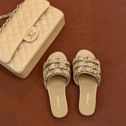 Шлепанцы Chanel