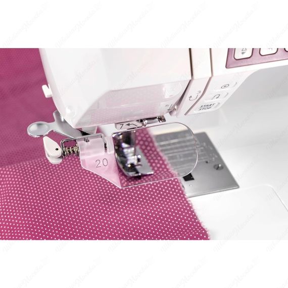 Швейная машина Janome 5300 QDC