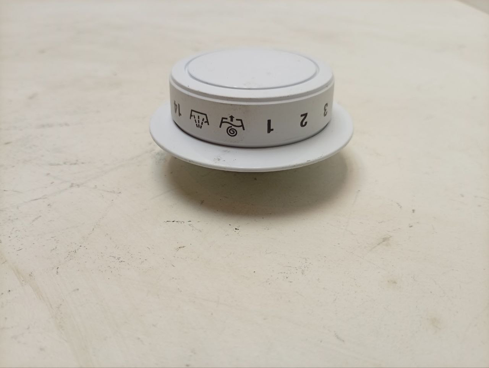 VMUF501B кт19 Ручка переключения программ для стиральных машин Hotpoint Ariston C00305588 б/у