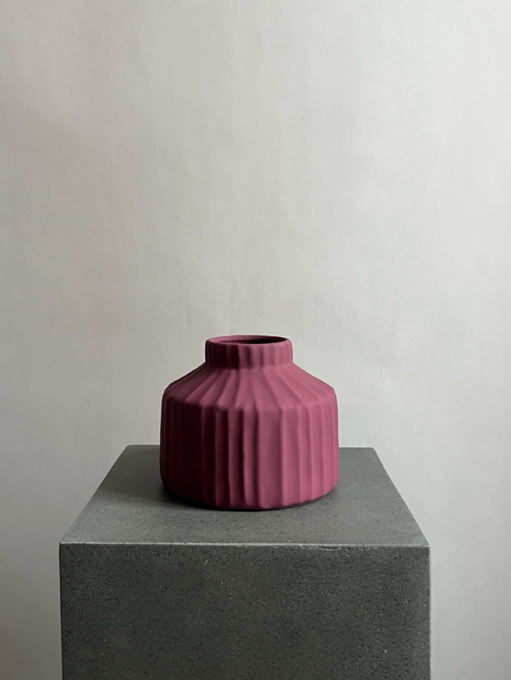 Ваза керамическая, цвет серо-коричневый, 16*16*20,5 см