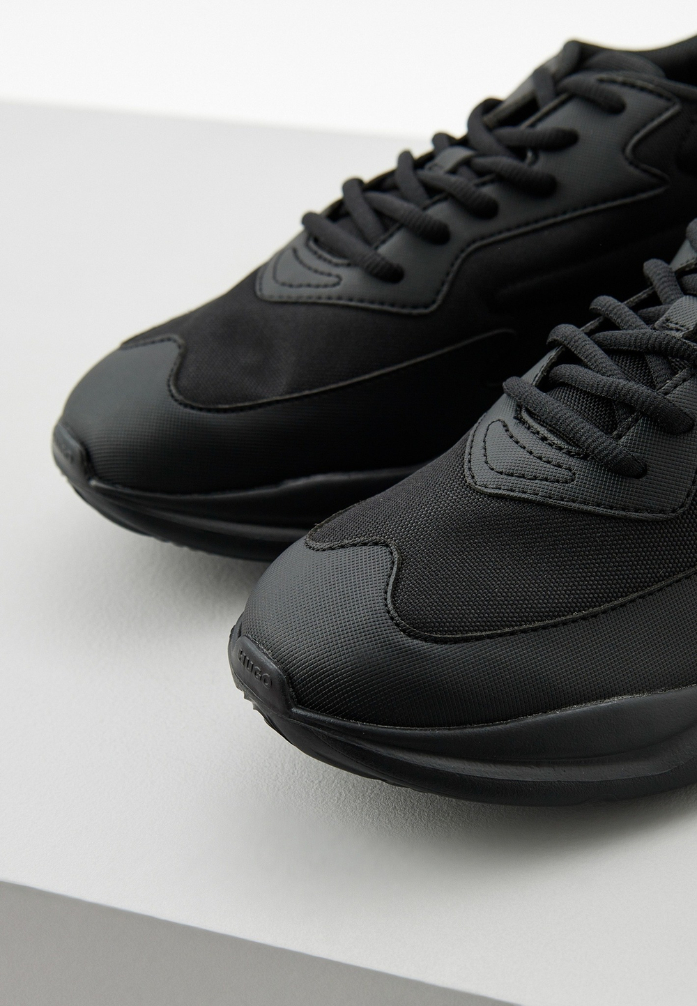 Кроссовки мужские HUGO Leon_Runn_cvpu_N 10254074 01