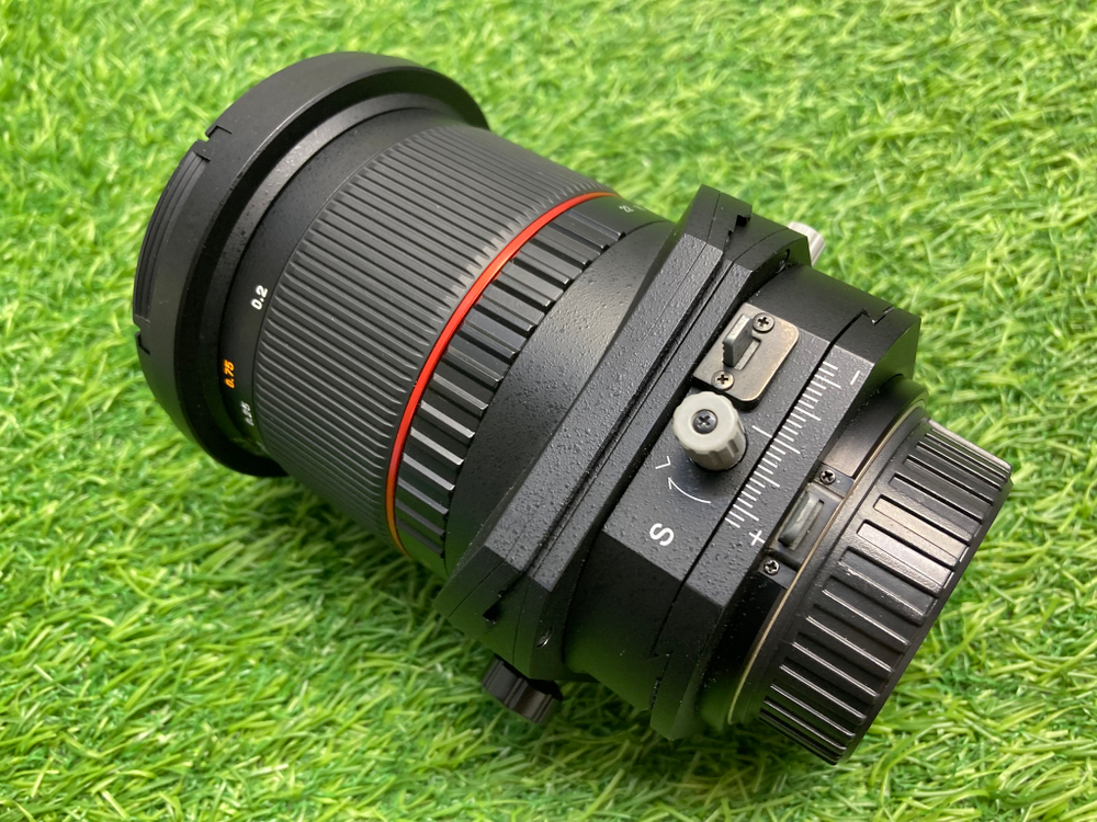 Samyang 24mm 3.5 ED AS UMC T-S Nikon