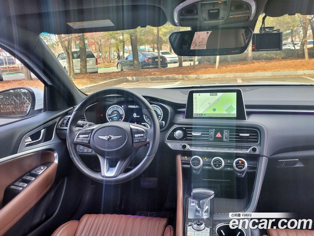 Genesis G70 2.0T AWD (12.2019)