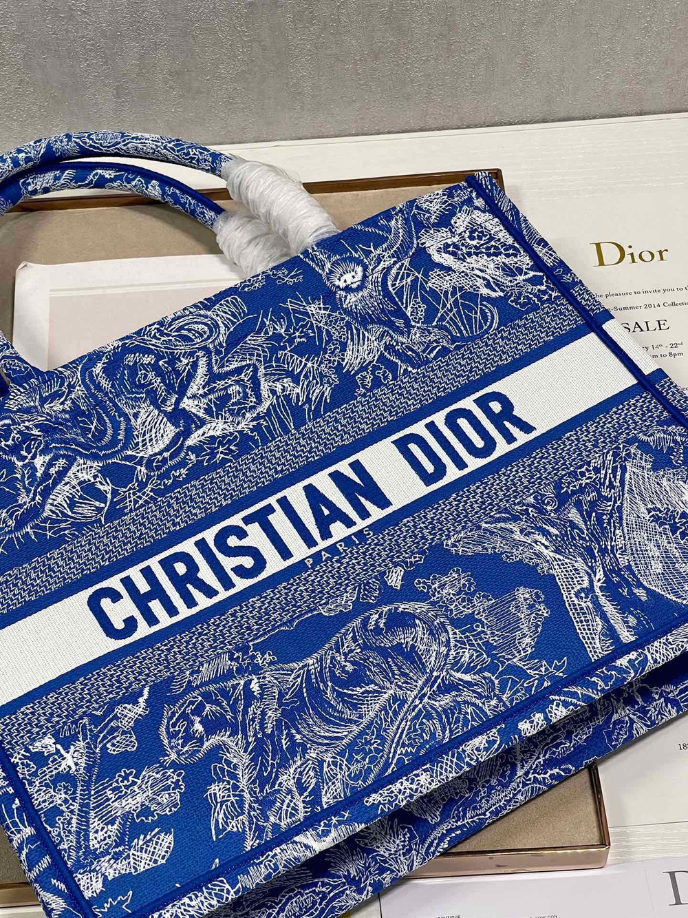Christian Dior Book Tote 36 cm