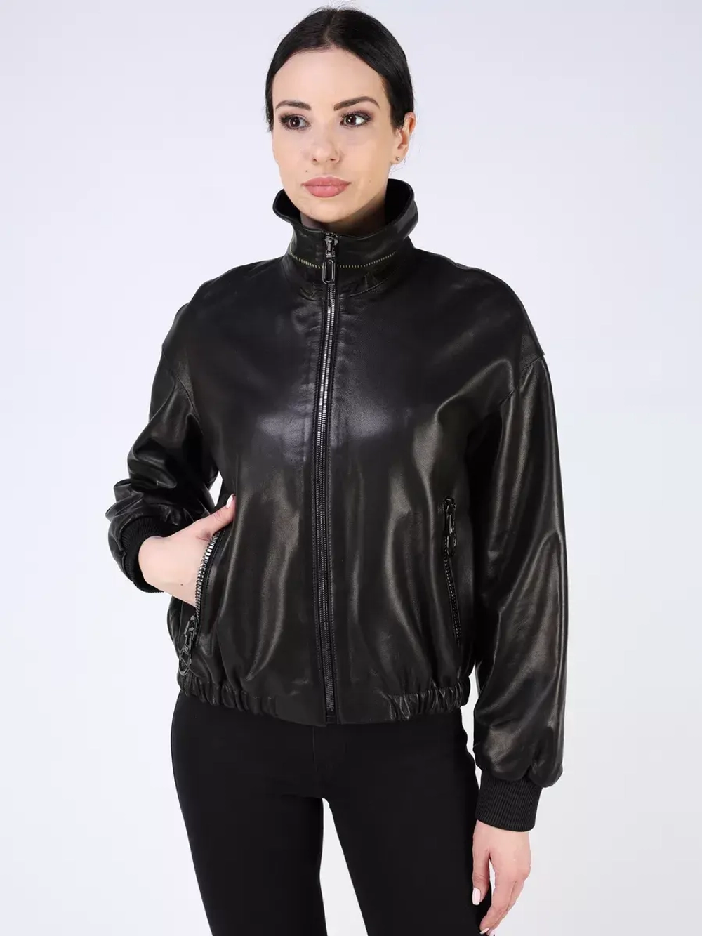 Кожаная куртка демисезонная бомбер