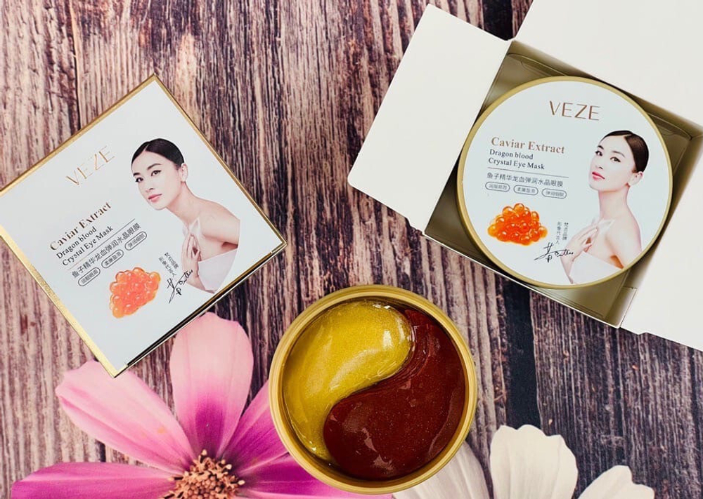 Патчи с красной икрой и кровью драконового дерева, 60шт