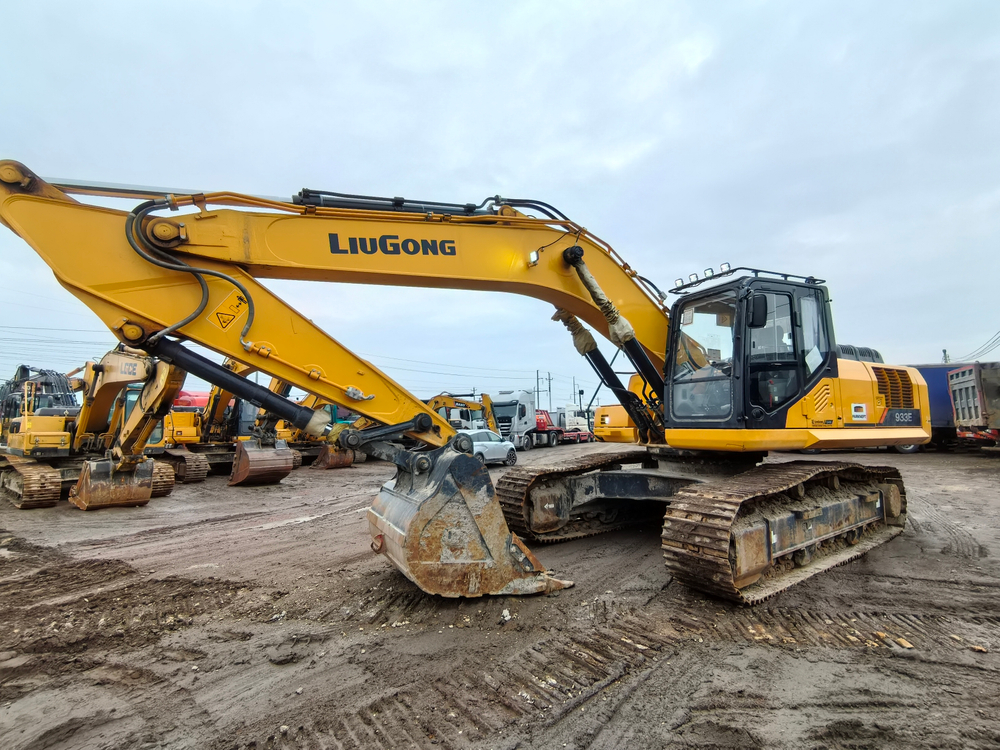 LiuGong CLG933 Экскаватор CLG933E	 (Дизельный, 8,3 л, 264 л.с., АТ)