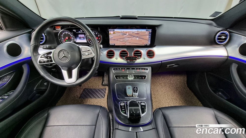 Mercedes-Benz E-Class W213 E250 Avangarde (04.2020)