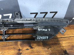 Решетка переднего бампера Kia Optima 4 (JF) 18-20 Б/У Оригинал 86561D4500