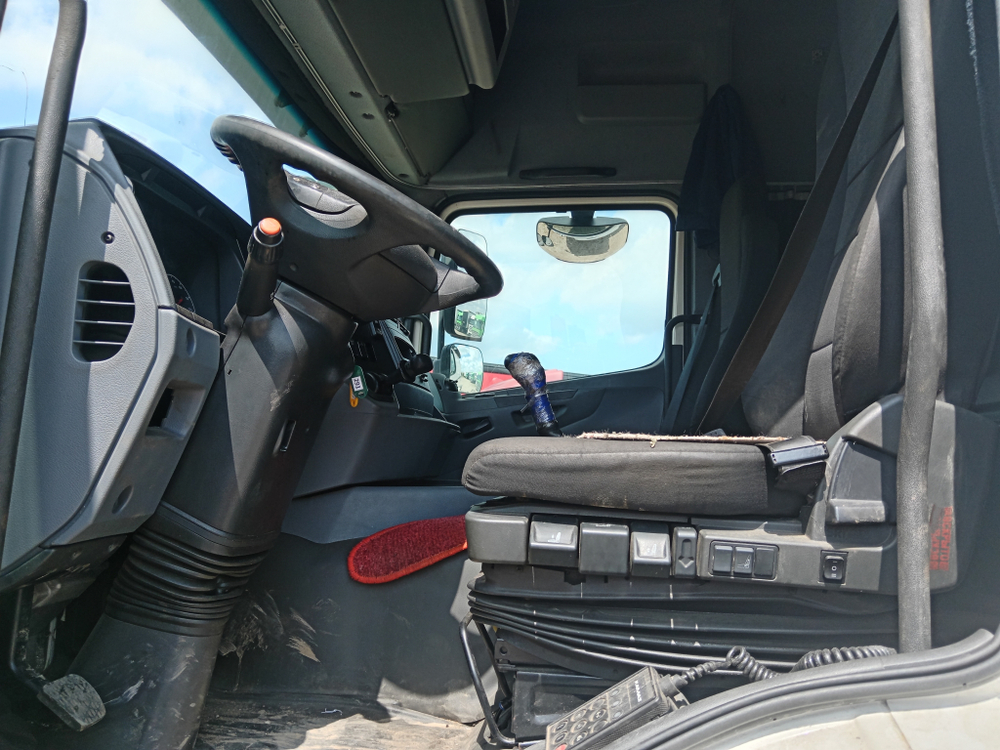 КамАЗ 5490 4x2 Седельный тягач 5490-S5 (Дизель/Газ, 12,0 л, 401 л.с., МТ)