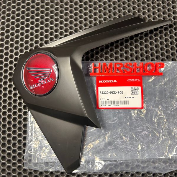 Honda Накладка с логотипом правая CRF 1100 2020-2024 64330-MKS-E00