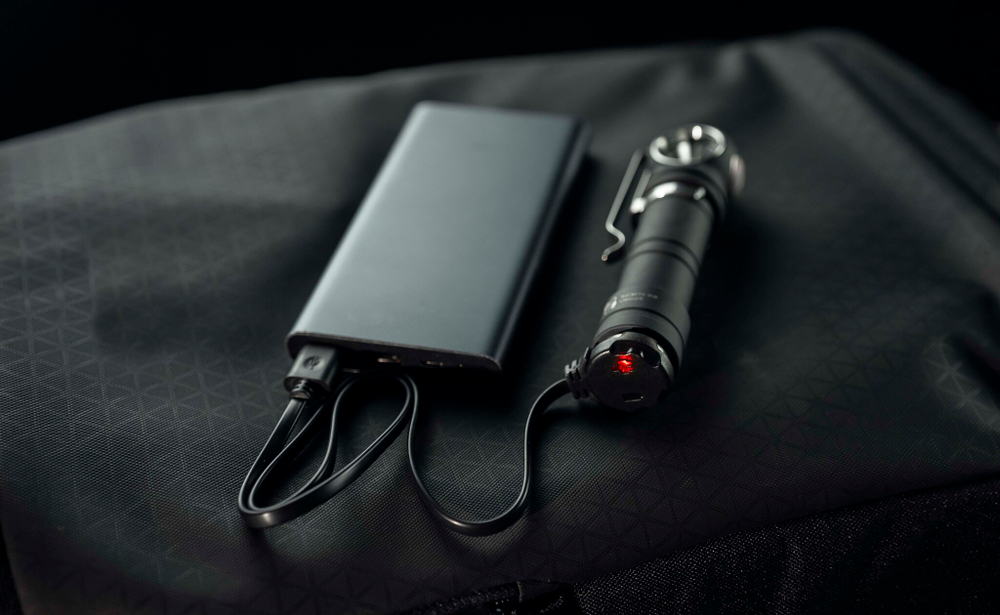 Фонарь Armytek Wizard C2 Pro Max Magnet USB LR Warm (F06702W)