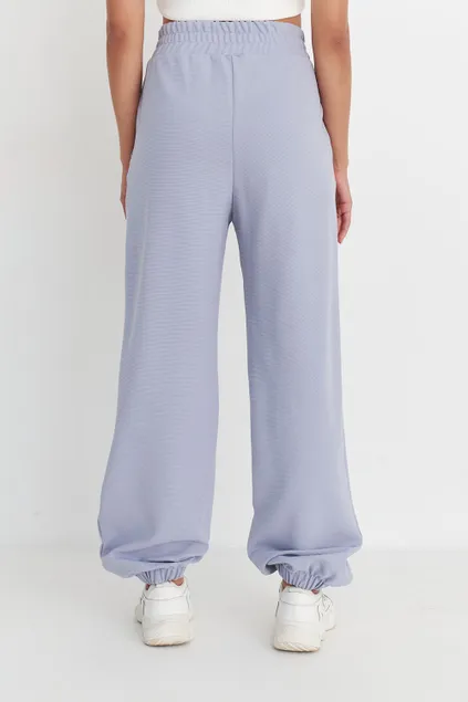 Джоггеры оверсайз из рифленого хлопка цвета лаванда