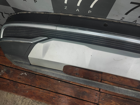 Юбка заднего бампера Audi Q7 (4M) 19-нв Б/У Оригинал 4M0807521J
