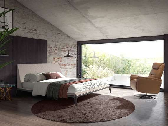 Кресло-реклайнер поворотное Angel Cerda 5115 из коричновой кожи