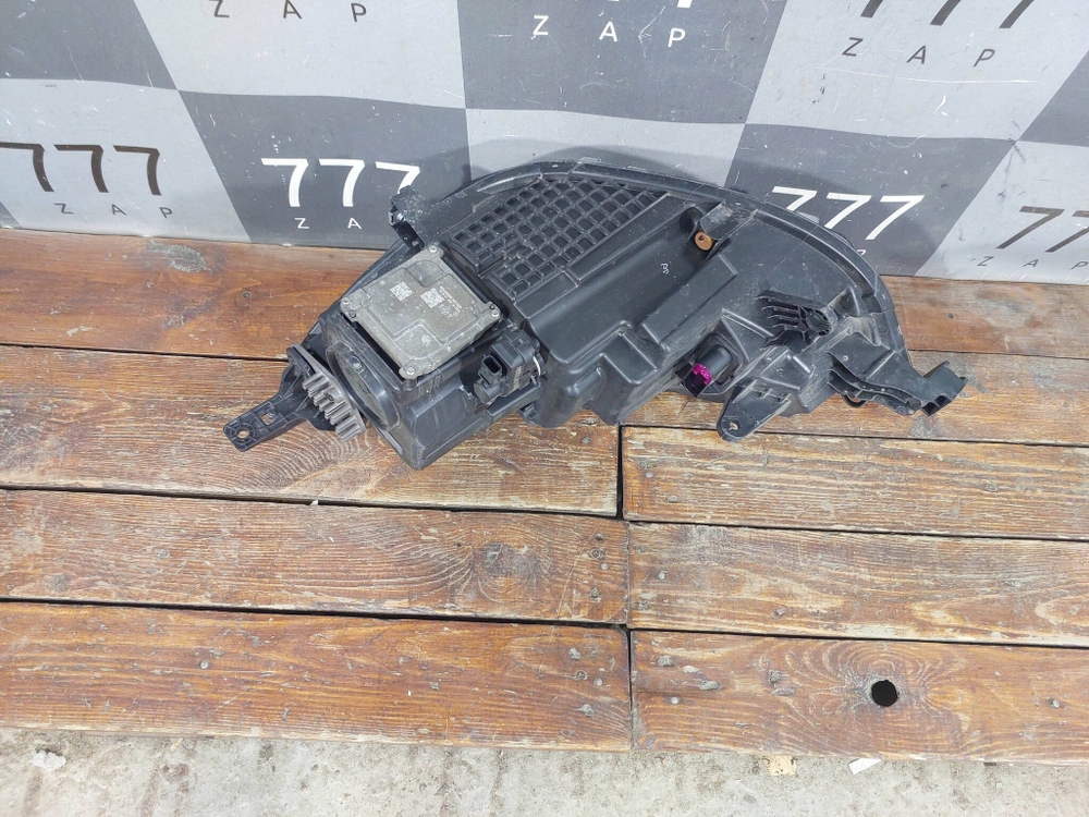 Фара правая LED Chery Tiggo 8 Pro 21-нв Б/У Оригинал 605000235AA