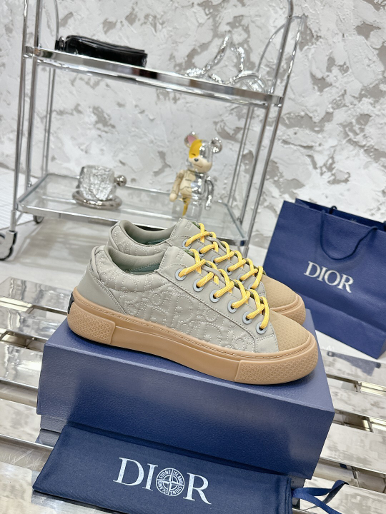 Christian Dior Sneaker