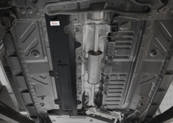 Защита топливных трубок АвтоБроня для Nissan Terrano III (V - 1.6; 2.0) 2014-2017 2017-н.в./Renault Arkana (V - 1.3T; 1.6) 2019-н.в./Renault Duster I (V - 1.5D; 1.6; 2.0) 2010-2021/Renault Duster II (V - 1.3; 1.5D; 1.6) 2021-н.в./Renault Kaptur (V - 1.6; 2.0) 2016-2020/Renault Kaptur I рестайлинг (V - 1.6) 2020-н.в., штампованная, сталь 1.8 мм, с крепежом, 111.04716.1