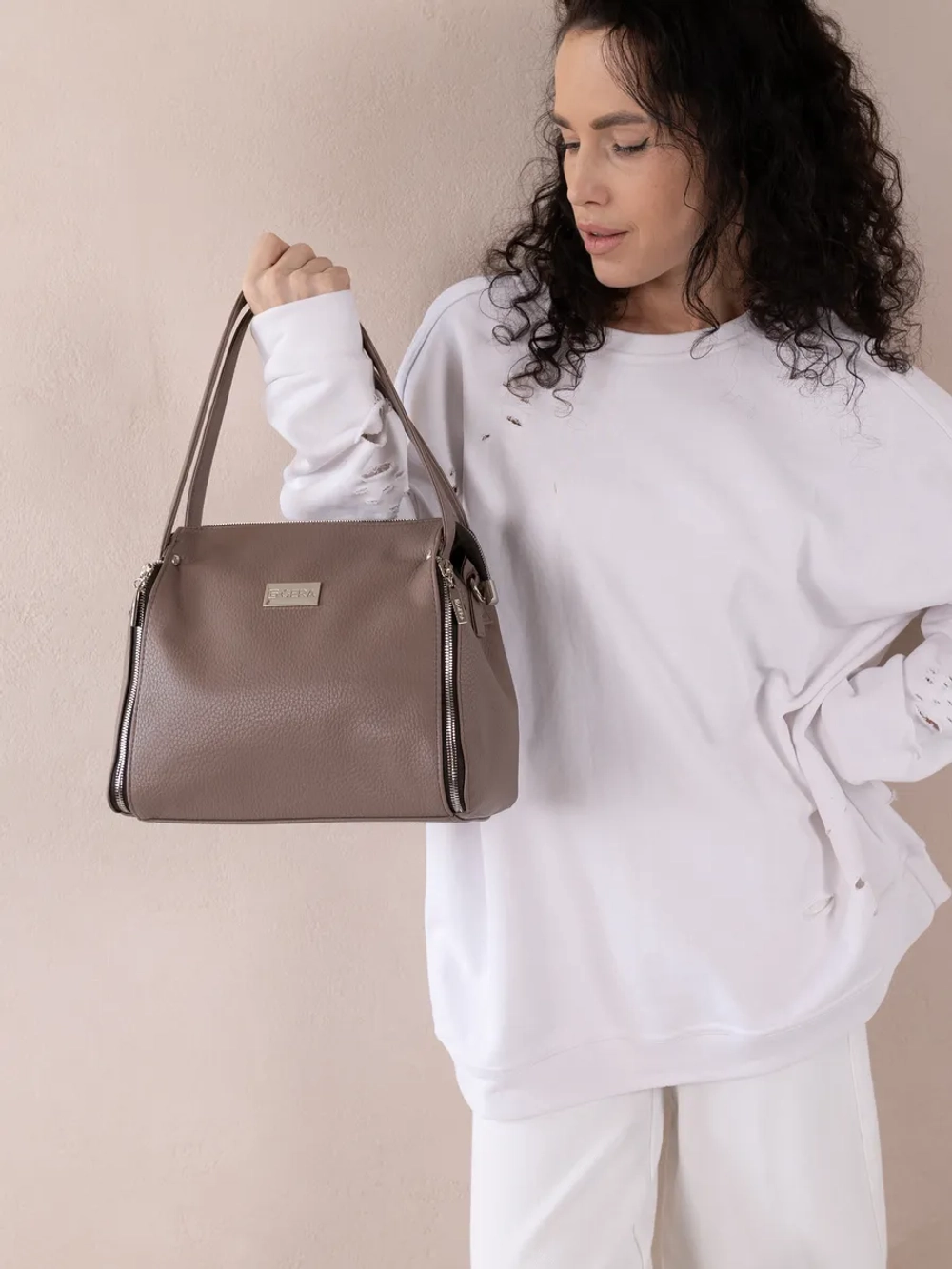 сумка через плечо средняя классическая