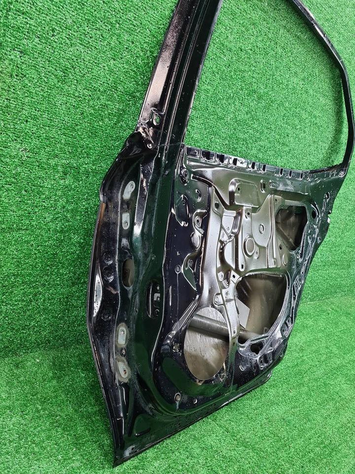 Дверь задняя правая Toyota Camry xv70 (2017-н.в.)