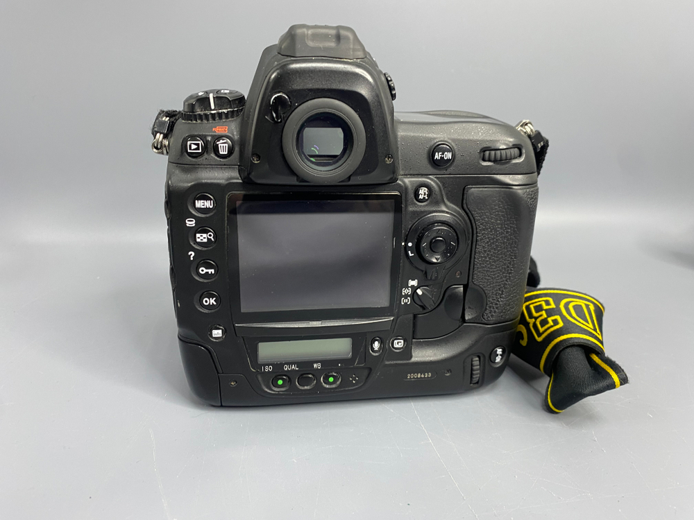 Nikon D3S 397.656 кадров