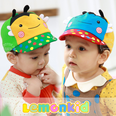 Кепка детская многоцветная в виде пчелы