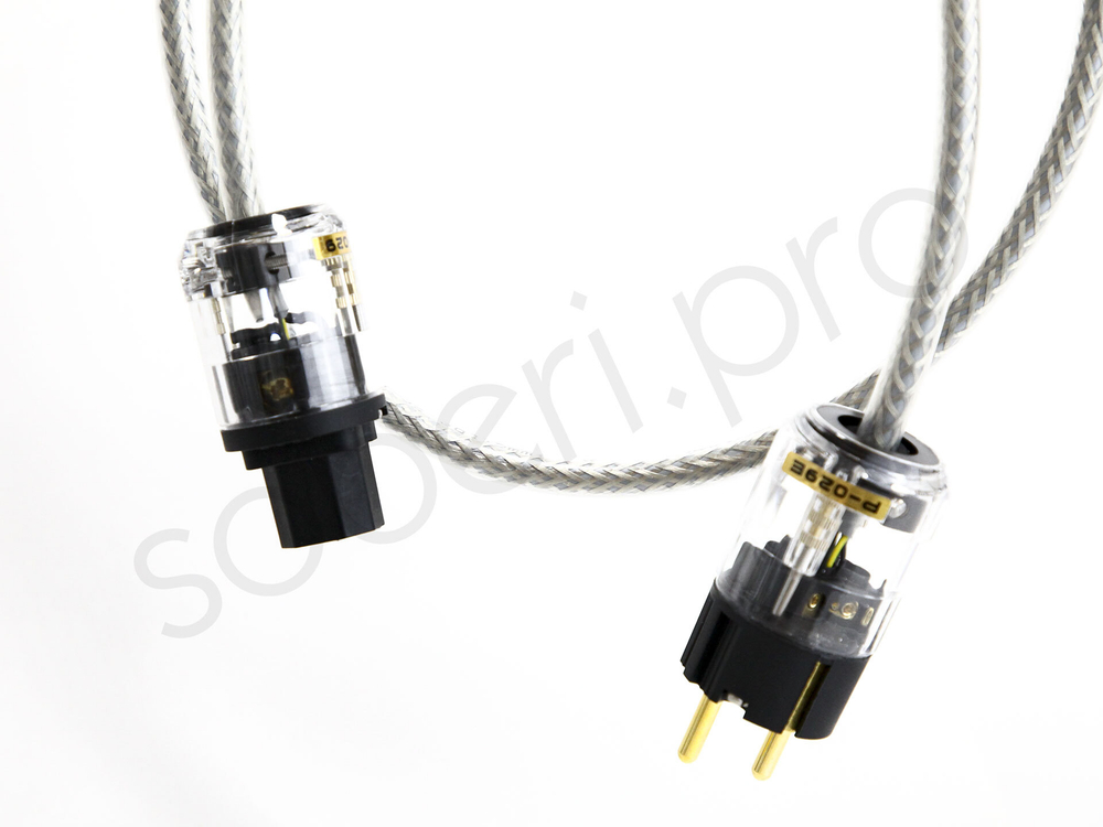 Кабель питания для подключения высококачественной аудиотехники и видеотехники